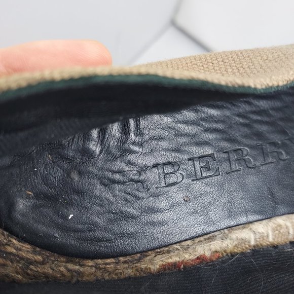 Burberry Hodgeson Check Brown Espadrille Flats - Picture 9 of 10